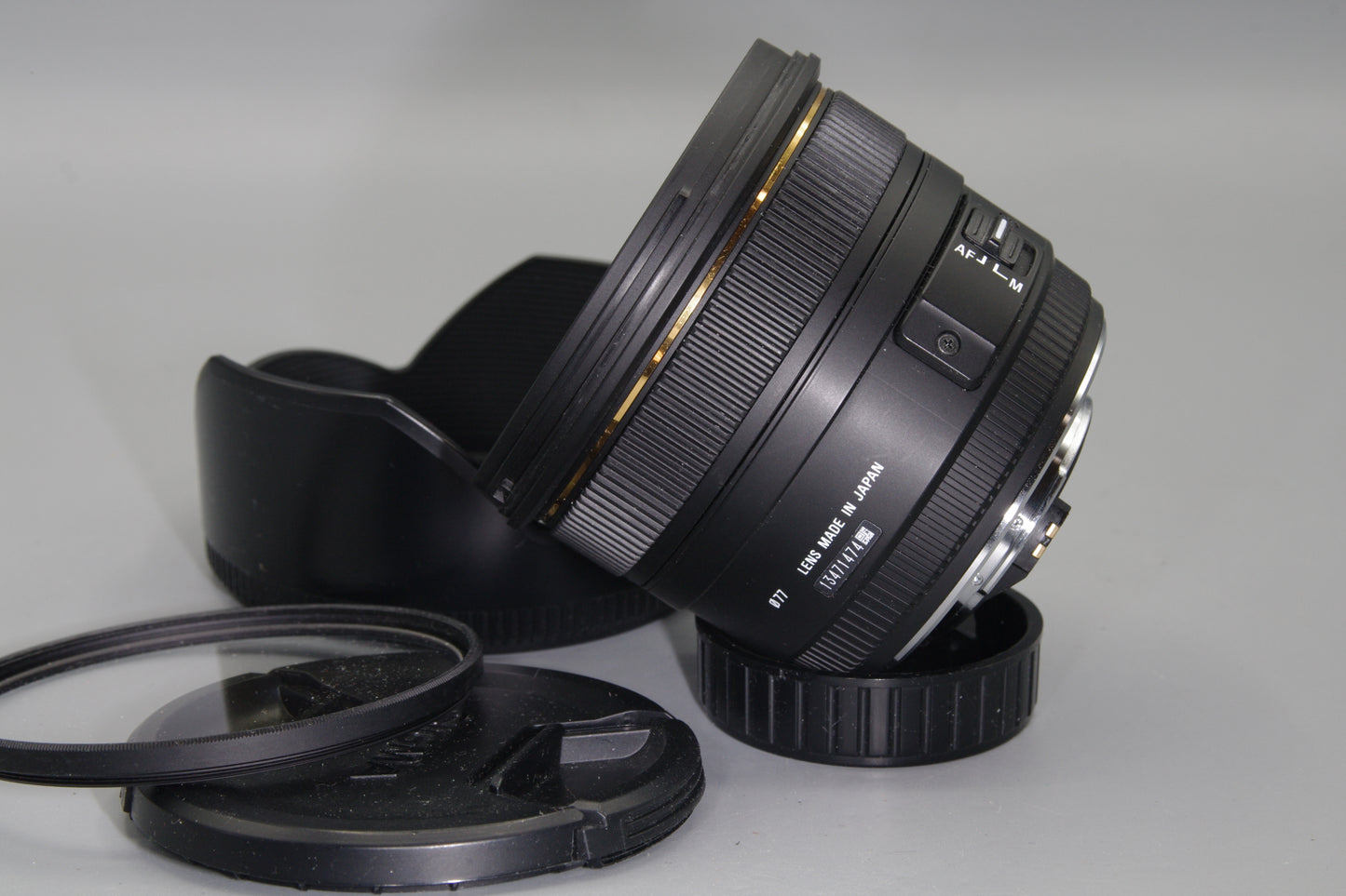 Sigma 50mm f/1.4 EX DG HSM Lens – Pentax K Mount – Fast AF Prime – Pro-Grade Optics