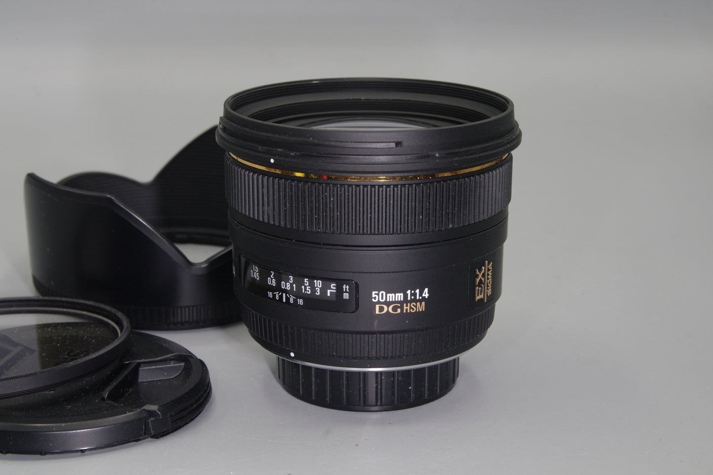Sigma 50mm f/1.4 EX DG HSM Lens – Pentax K Mount – Fast AF Prime – Pro-Grade Optics