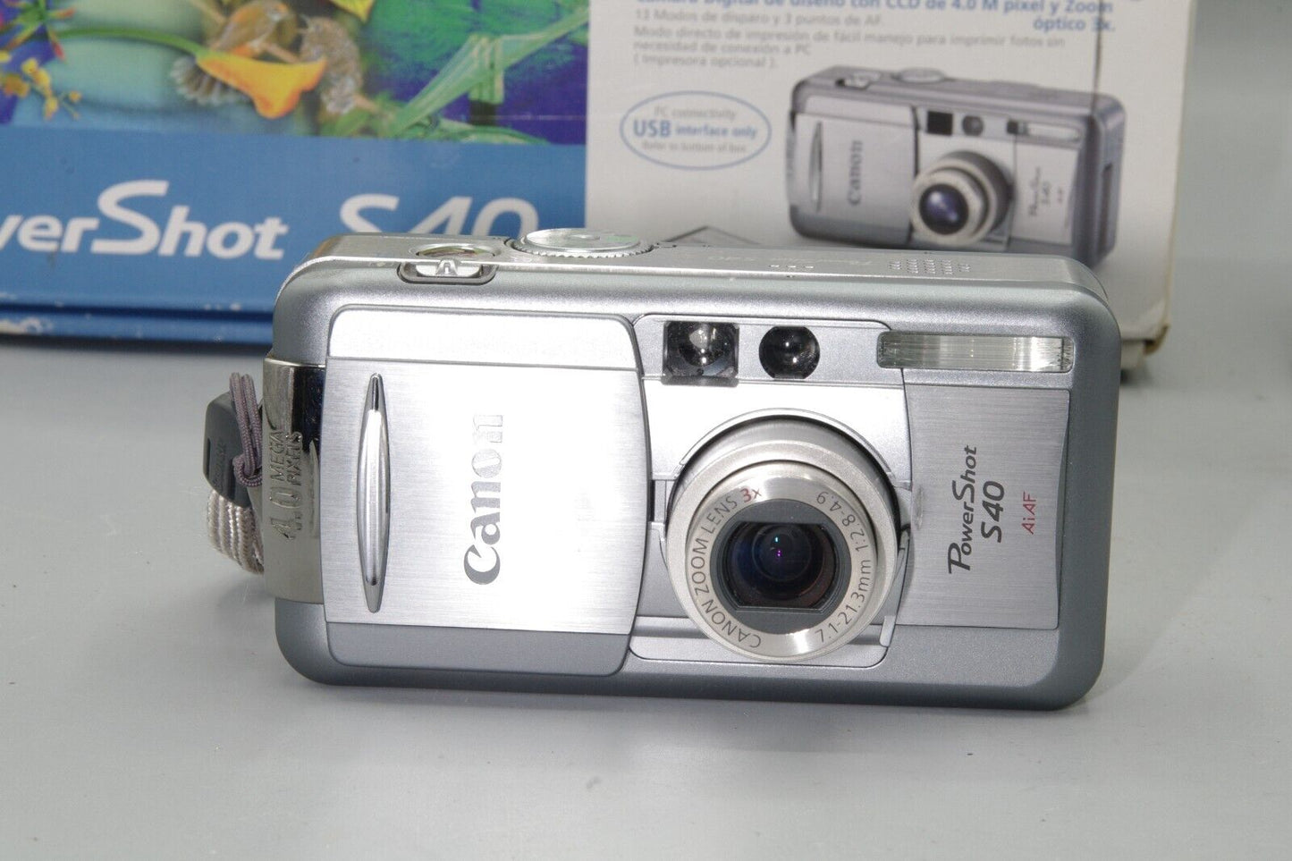 Boxed Canon Powershot A1000IS 10MP Digital Camera - Tested and Working