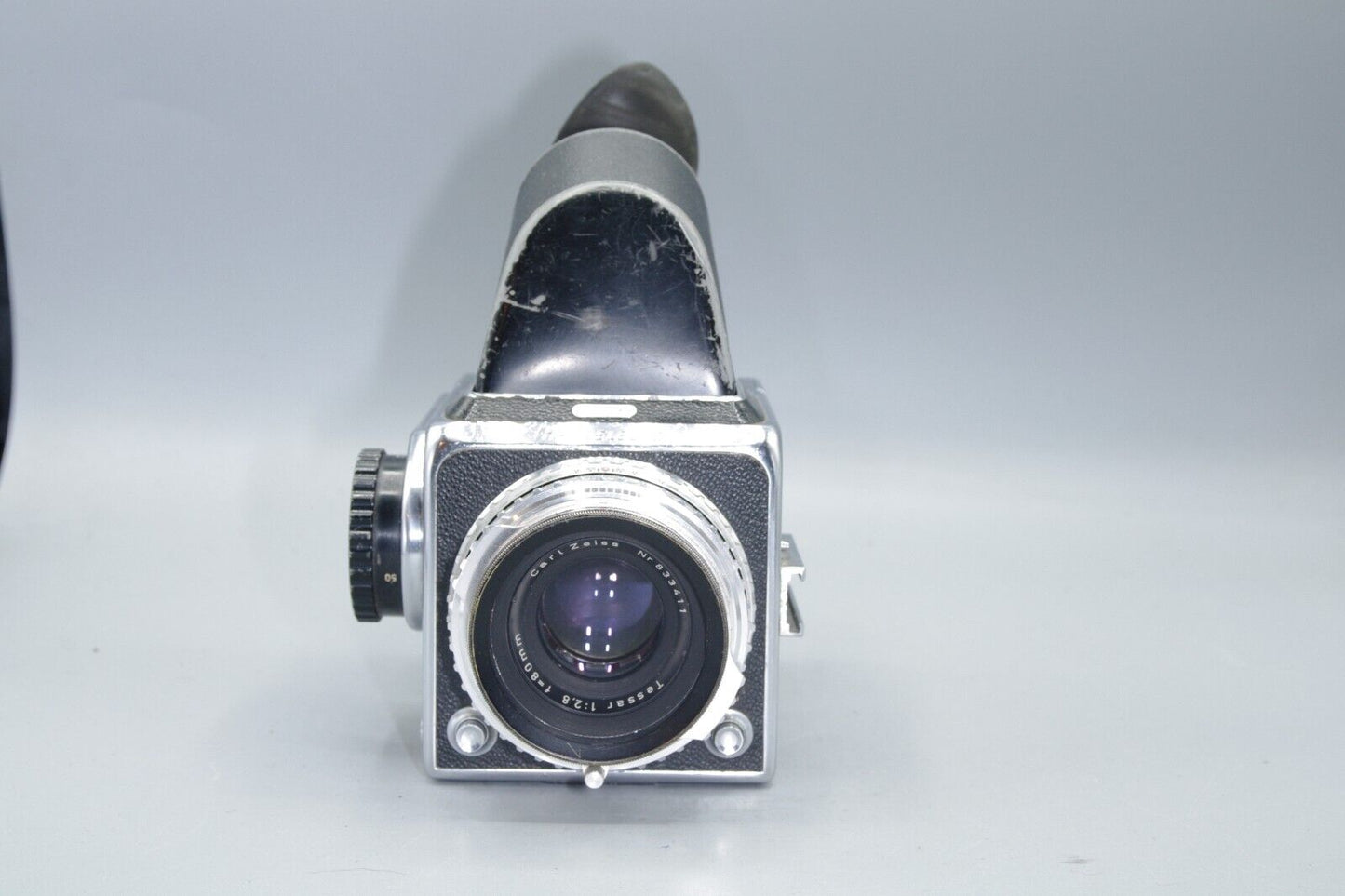 Hasselblad 1000F with Zeiss Tessar 80mm F/2.8  Lens and prism finder