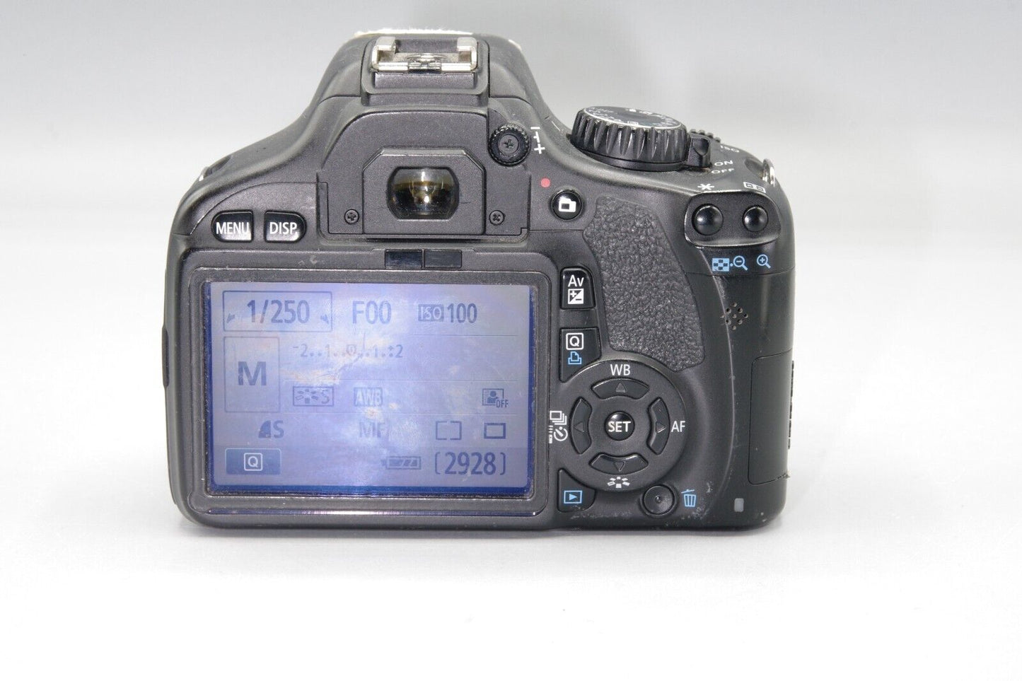 Canon EOS 550D 18MP DSLR Body - Tatty but working