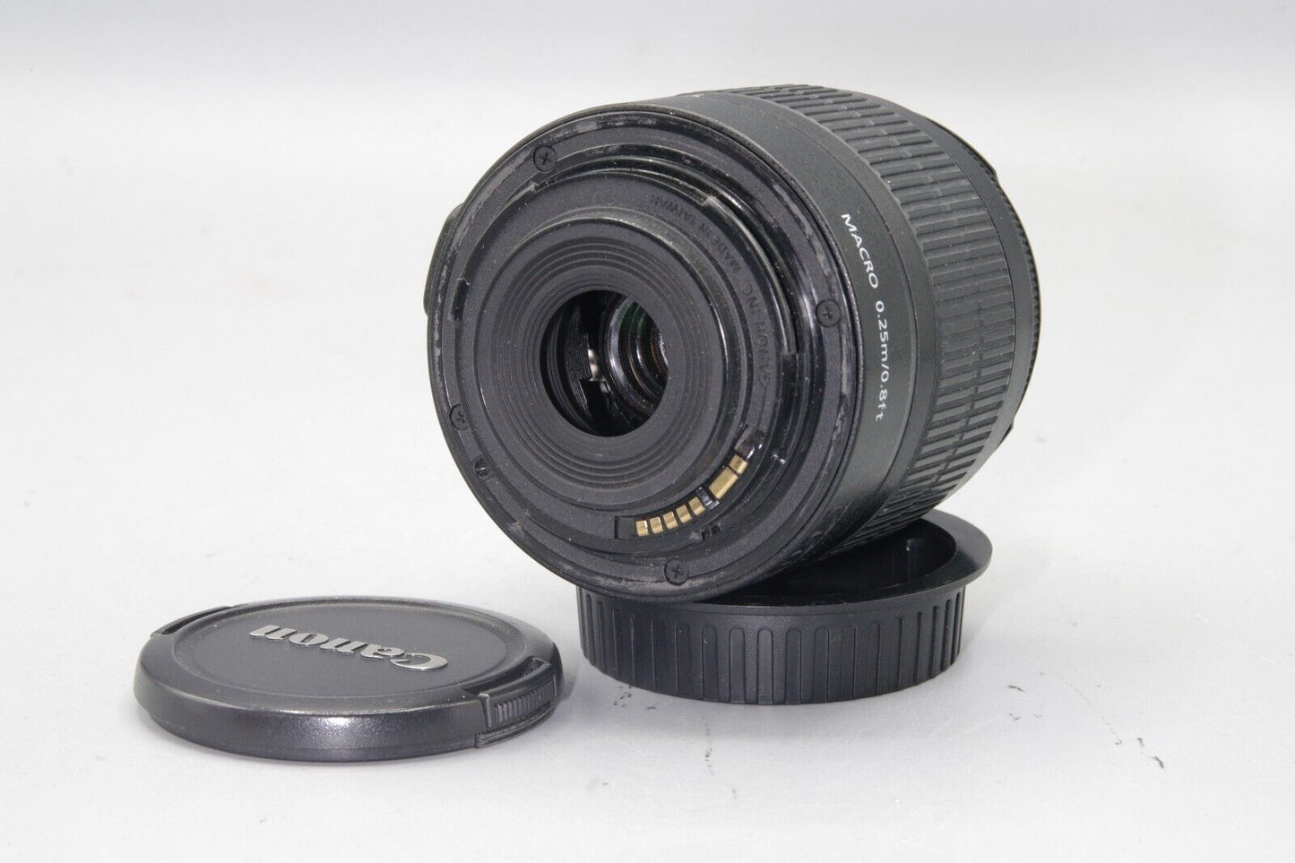 Canon EF-S 18-55mm F/3.5-5.6 III Autofocus Zoom Lens with both caps - Excellent