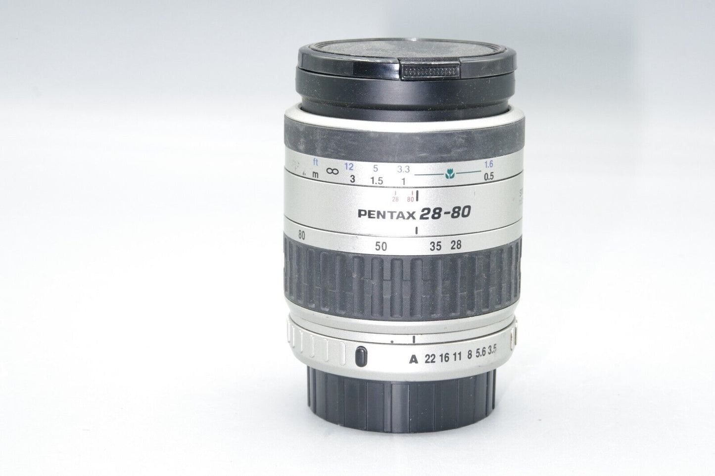 SMC Pentax-FA 28-80mm F/3.5-5.6 Auto Focus Zoom with both caps - PKAF