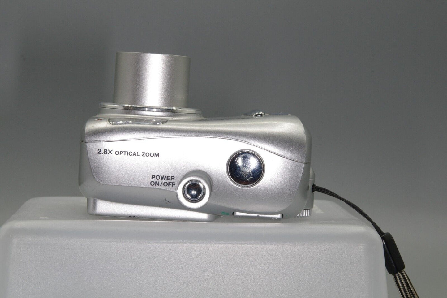 Olympus FE-100 4MP Digital Compact Camera - Takes AA Batteries - Tested&Working