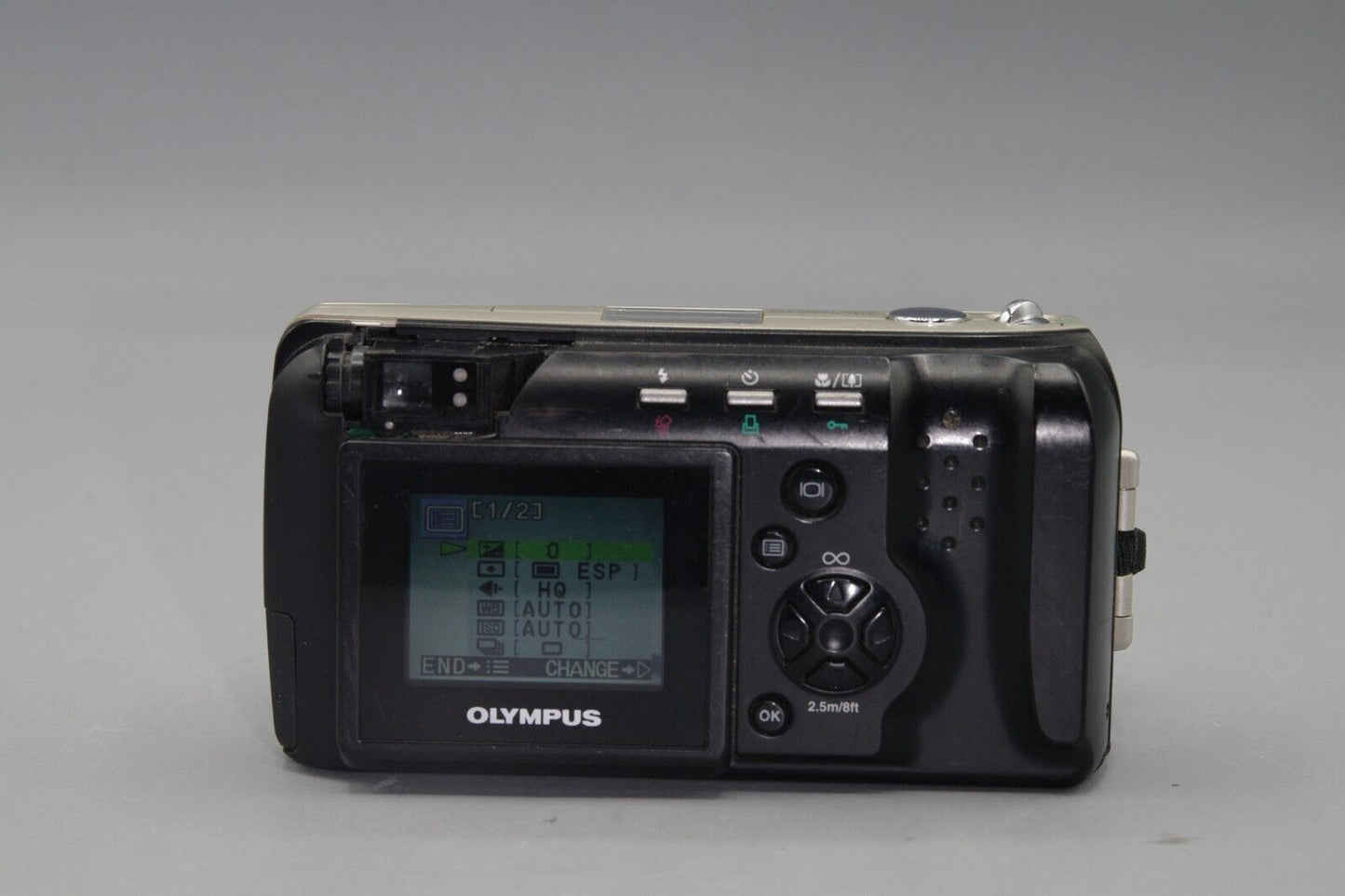 Olympus Camedia D-490 2.1MP Digital Camera - Takes AA