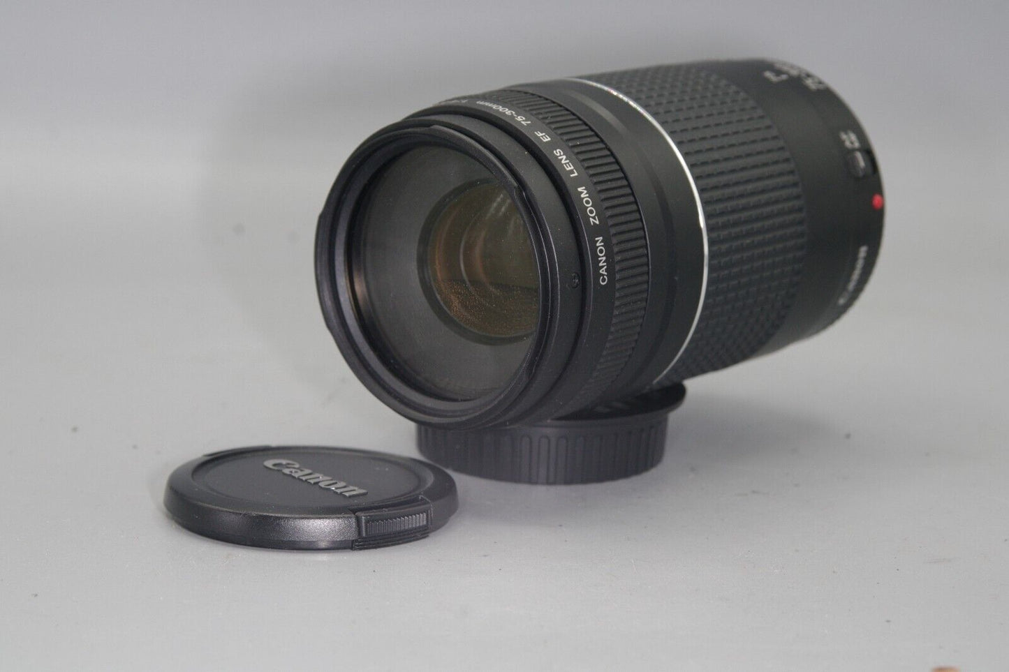 Canon 75-300mm F/4-5.6 III EF Mount Zoom Lens - Excellent