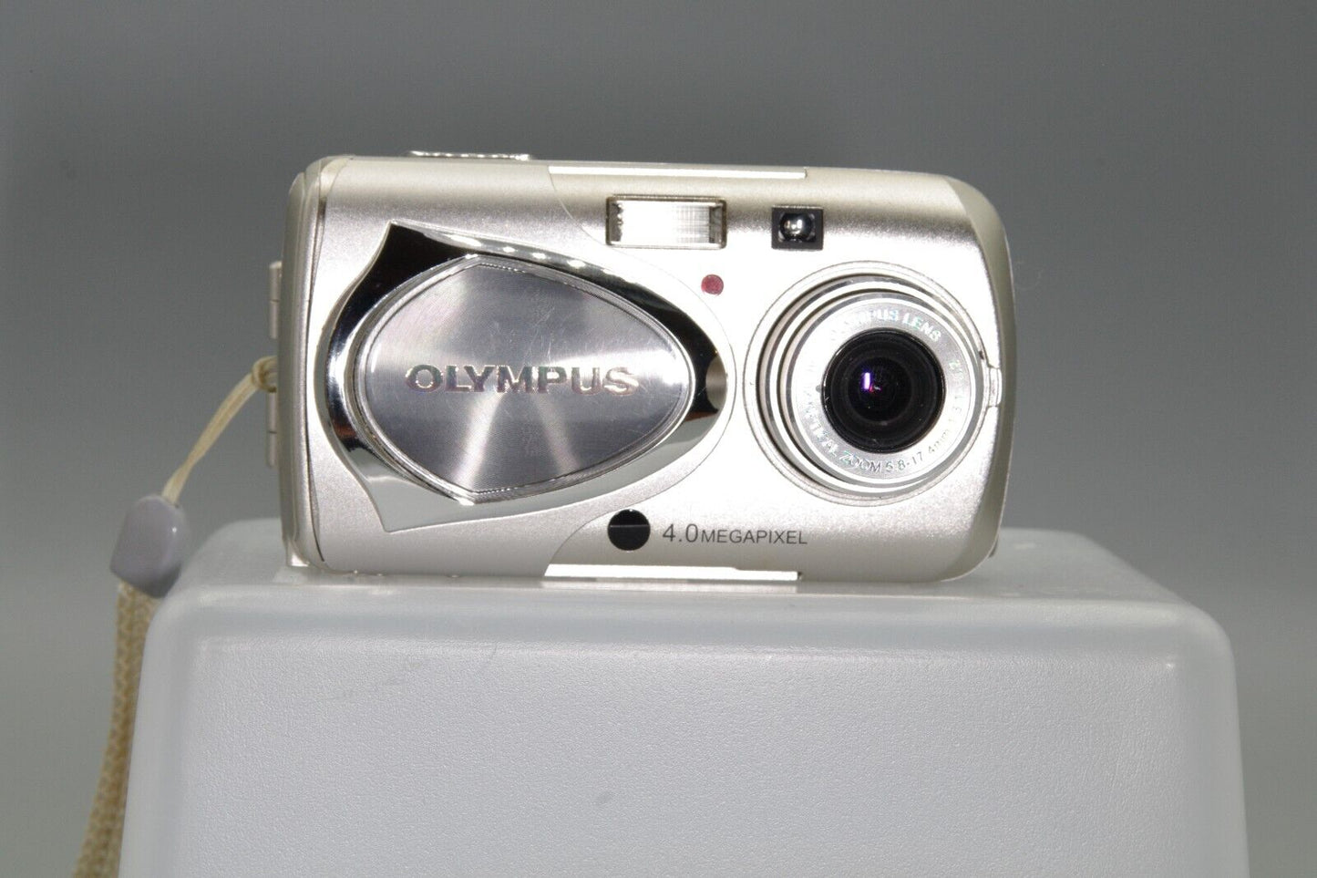 Olympus MJU410 Digital 4MP Digital Compact Camera