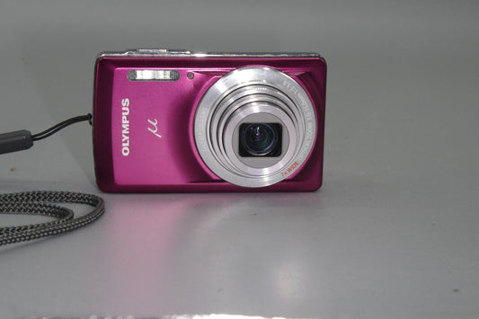 Olympus MJU 7030 Digital 14.1MP Digital Camera -  Pls read