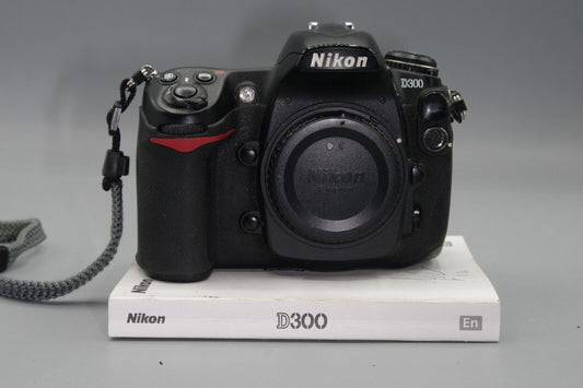 Nikon D300 12.3MP DSLR - Shutter Count 42742 - Very Nice