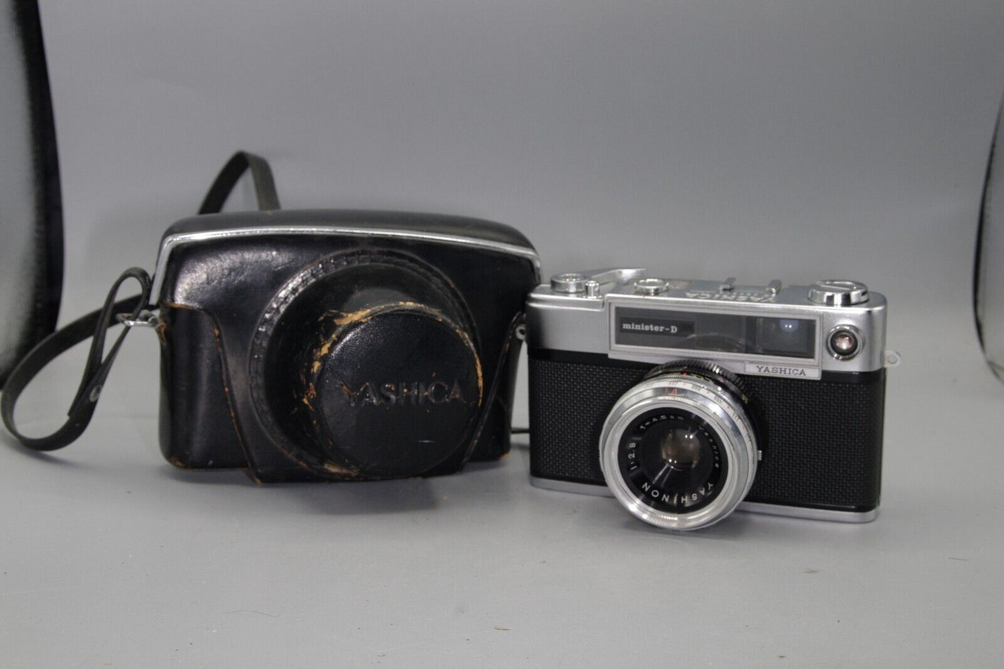 Yashica Minster D 35mm Camera with 45mm F/2.8 Lens and Case - Nice