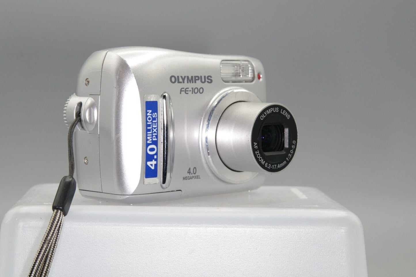 Olympus FE-100 4MP Digital Compact Camera - Takes AA Batteries - Tested&Working