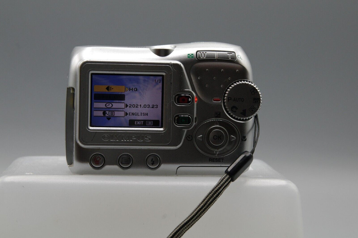 Olympus X-710 4MP Digital Compact Camera - Takes AA
