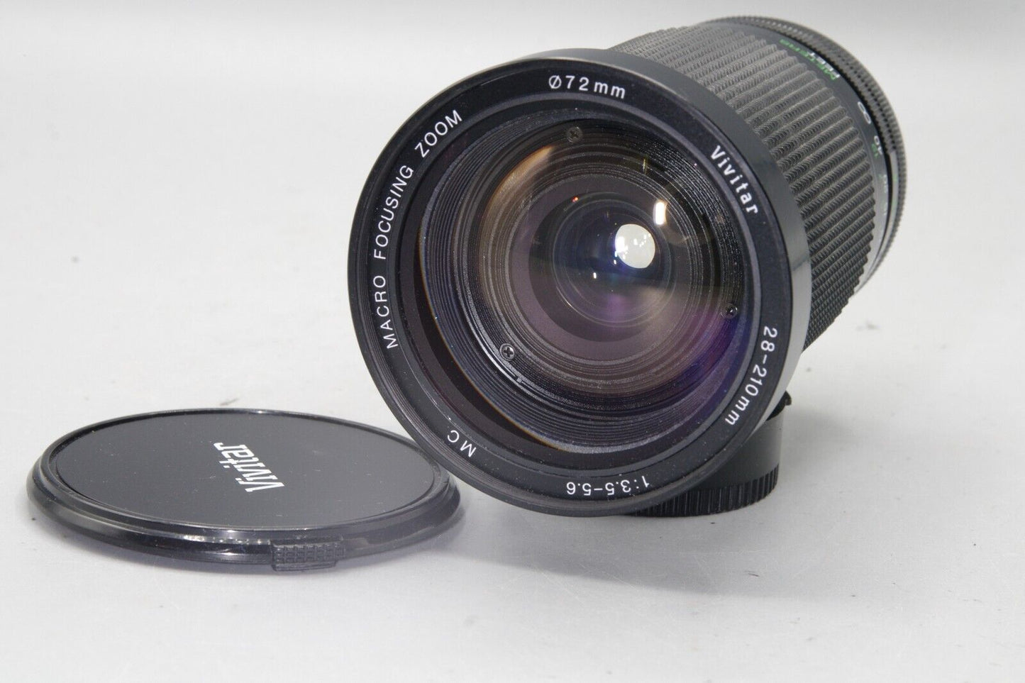 Vivitaar 28-210mm F/3.5-5.6mm Macro Zoom - Canon FD Mount