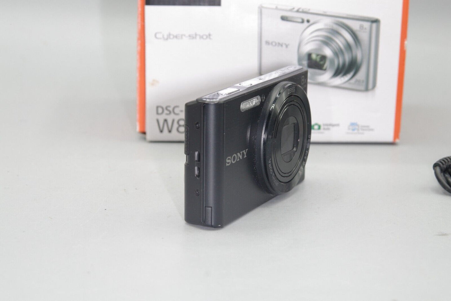 Boxed Sony Cybershot DSC-W830 20.1MP Compact Camera - Excellent