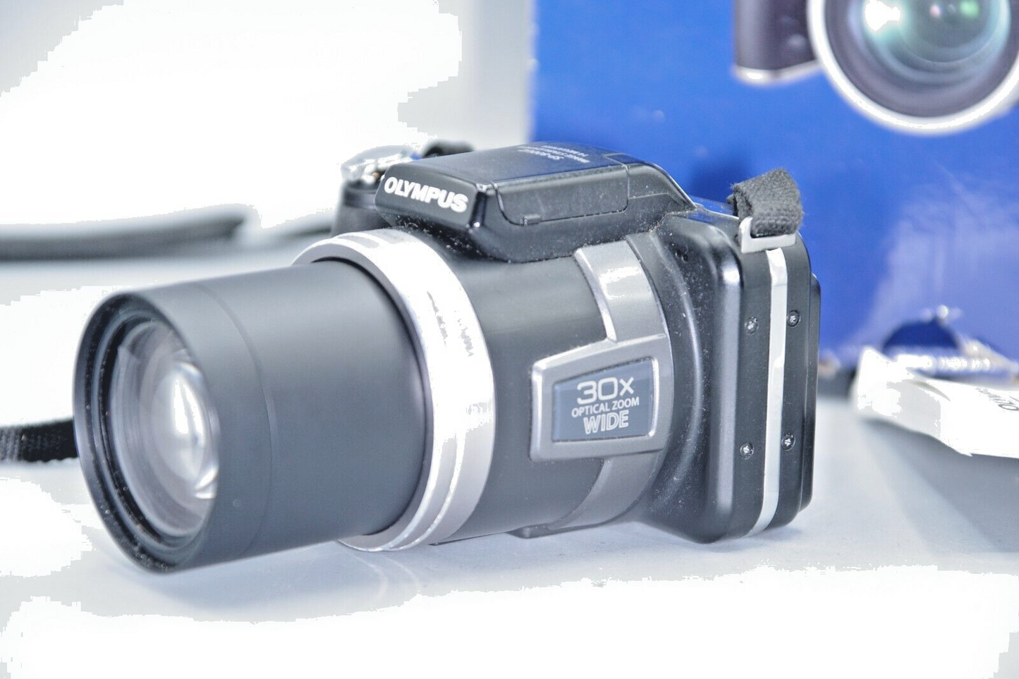 Olympus SP-800UZ 14MP 30X Zoom Digital  Bridge Camera - Boxed
