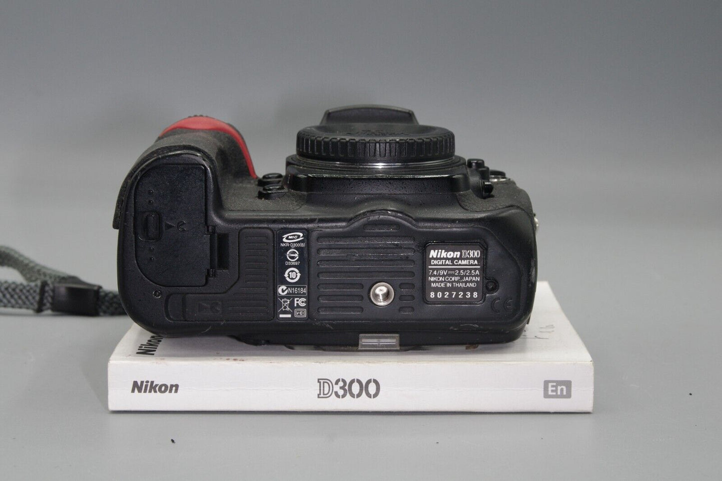 Boxed Nikon D300 12.3MP DSLR - Shutter Count 42742 - Very Nice