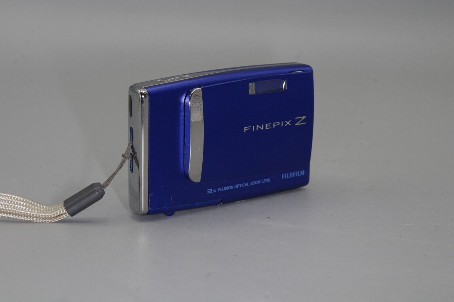 Blue Fujifilm FinePix Z10f 7MP Digital Ultra Compact Camera - Excellent