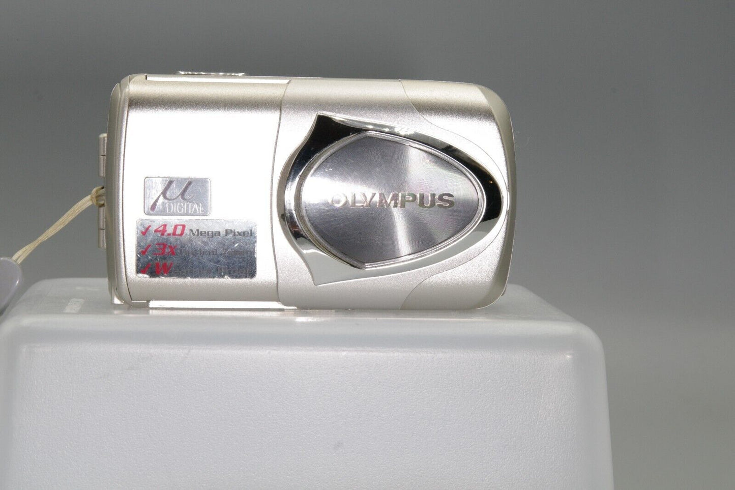 Olympus MJU410 Digital 4MP Digital Compact Camera
