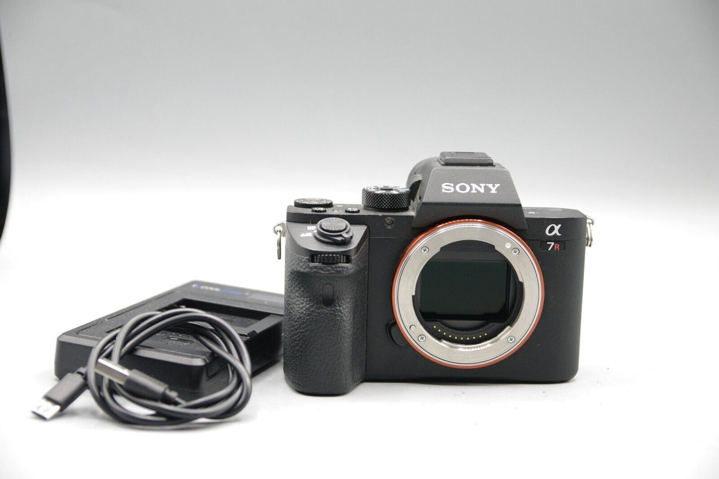 Sony Alpha A7 RII 42.4MP Full Frame Mirrorless - Low Shutter Count 10624