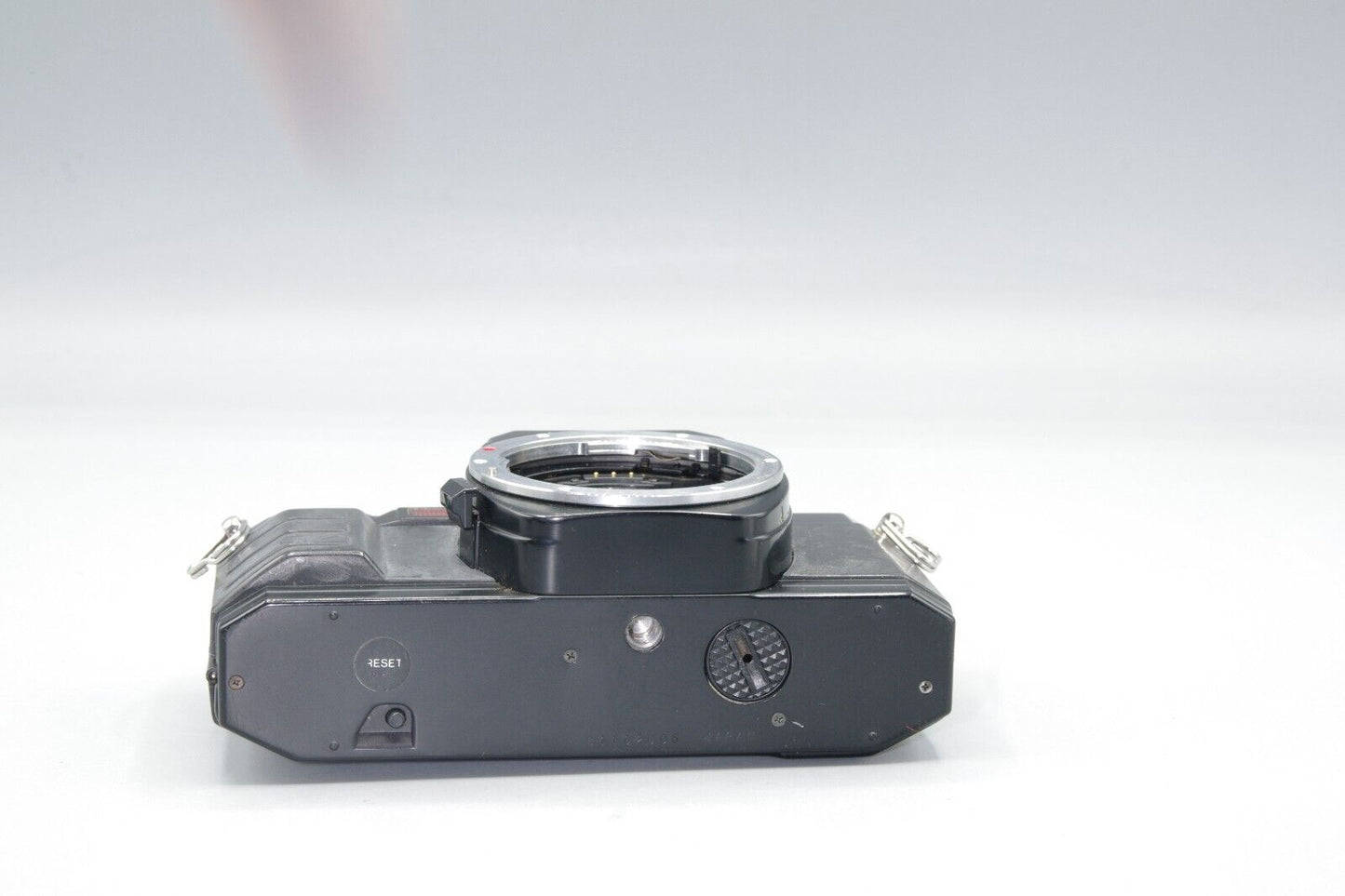 Vivitar v635 35mm SLR Camera