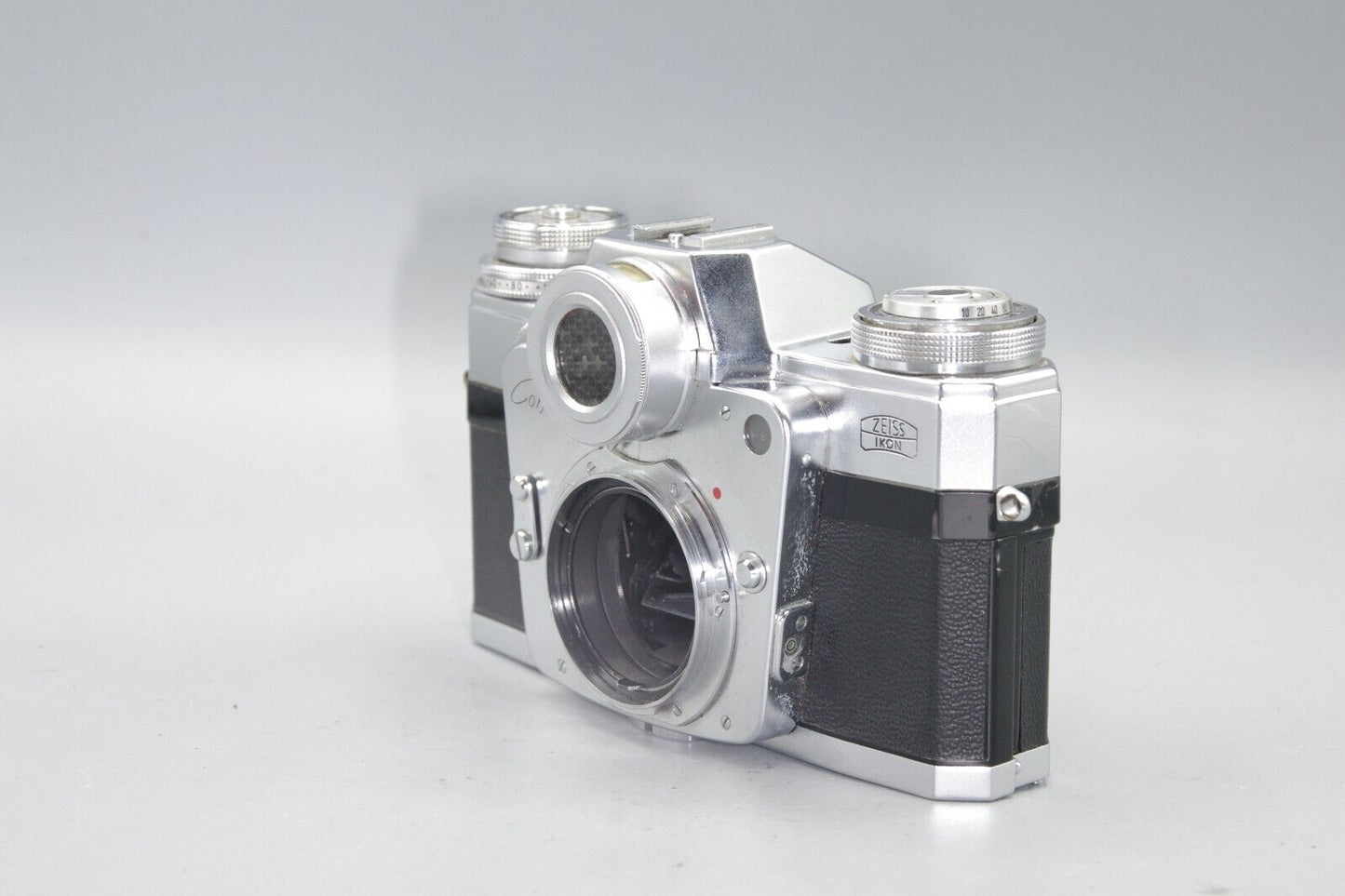 Zeiss Ikon Contarex Bullseye Camera with Case - Good Working Condition