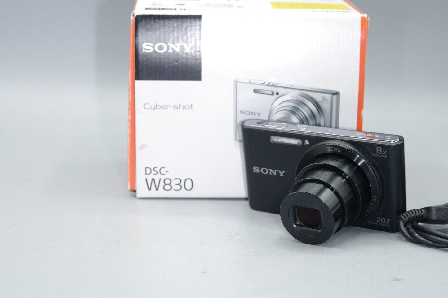 Boxed Sony Cybershot DSC-W830 20.1MP Compact Camera - Excellent