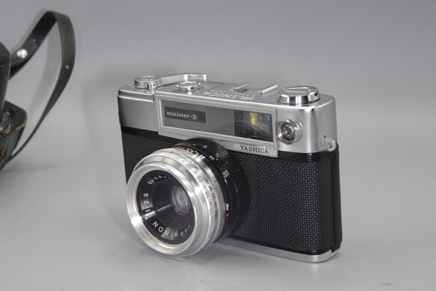 Yashica Minster D 35mm Camera with 45mm F/2.8 Lens and Case - Nice