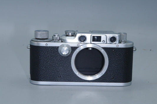 1939 Leica IIIb 35mm Rangefinder -Very Good Working Condition