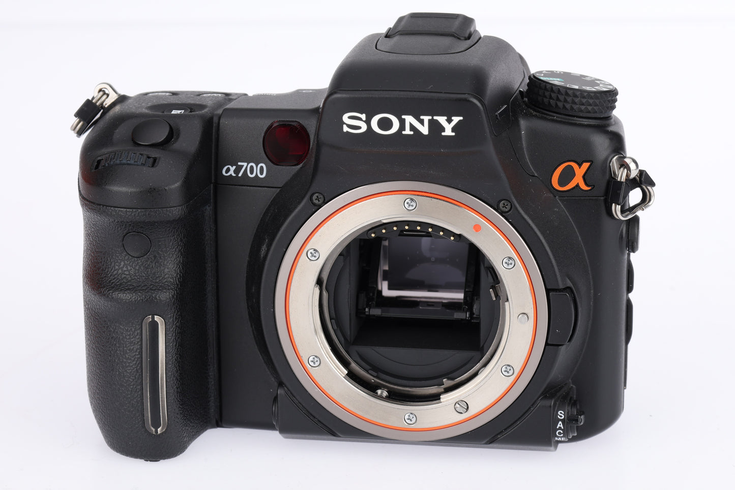 Sony Alpha 700 DSLR – Boxed – 18‑70mm Lens, Strap &Instructions – Excellent