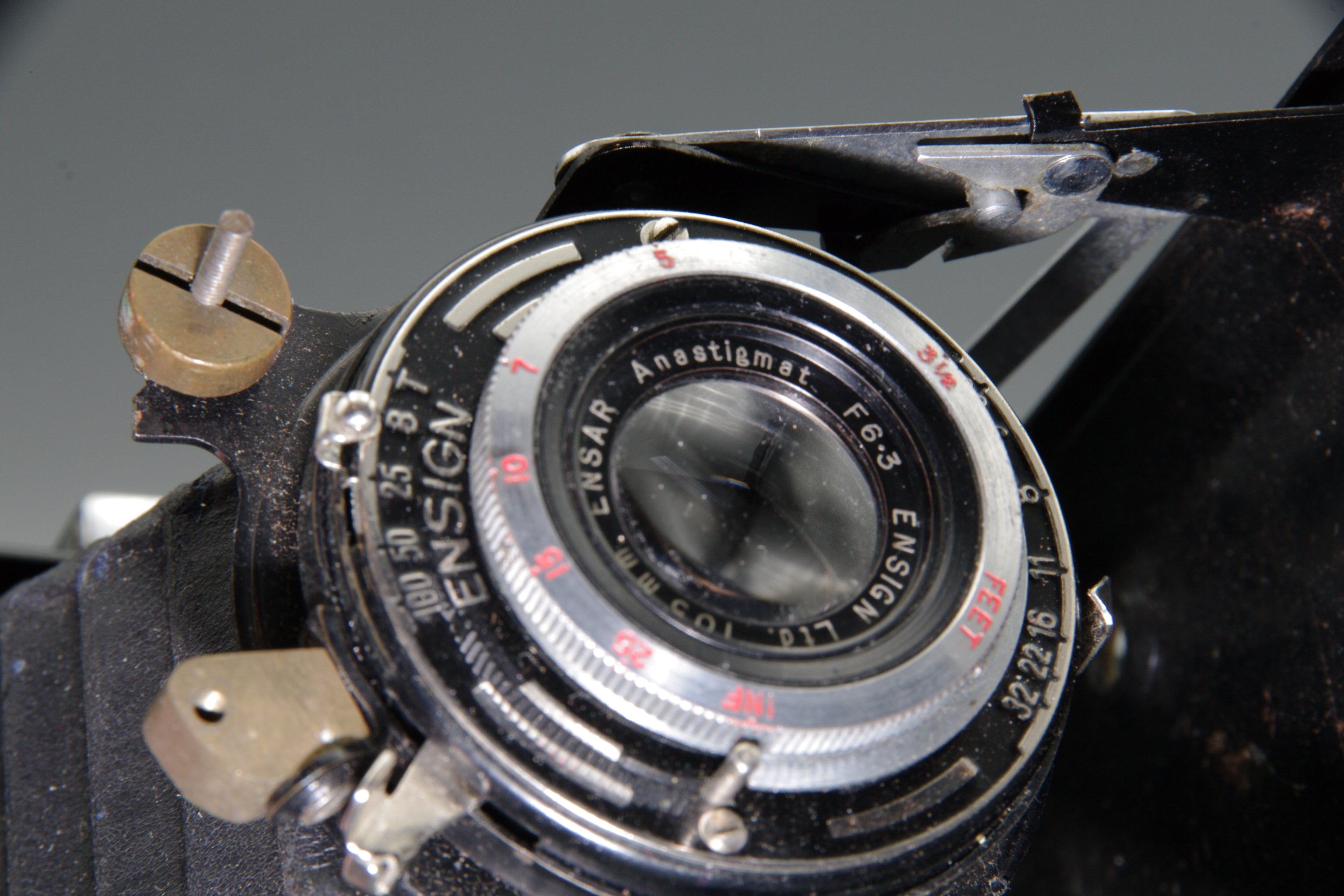 Ensign Selfix 320 Folding Camera 105mm f6.3 Lens with Case Vintage
