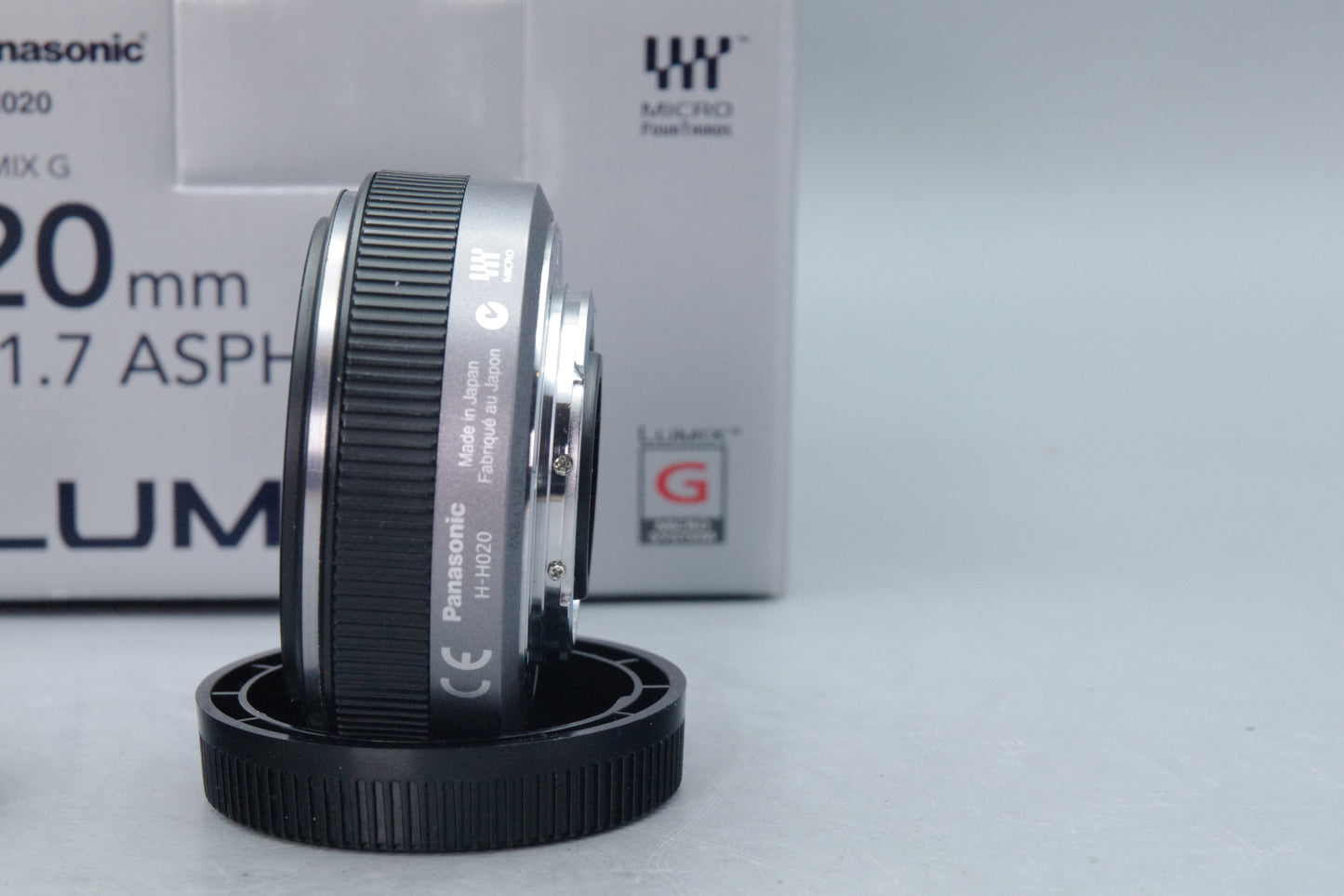 Lumix G 20mm F/1.7  Micro Four Thirds  M4/3 Pancake Lens - Excellent