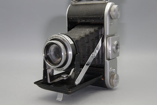 Ensign Selfix 820 Folding camera with Ross 105mm f3.8 Camera Vintage