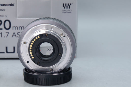 Lumix G 20mm F/1.7  Micro Four Thirds  M4/3 Pancake Lens - Excellent