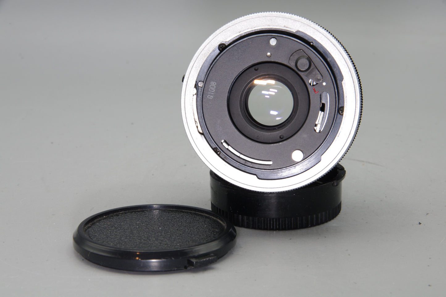 Canon FD 28mm f2.8 S.C. Wide Angle Lens Vintage Manual Focus