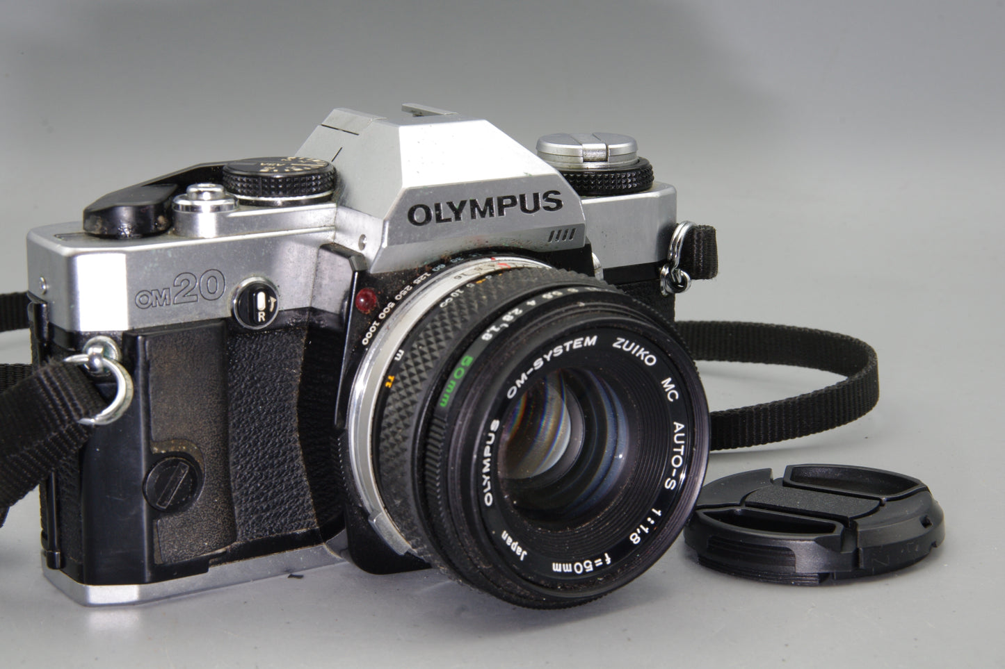 Olympus OM20 35mm SLR Camera + 50mm Lens – Manual Focus  – PLS Read