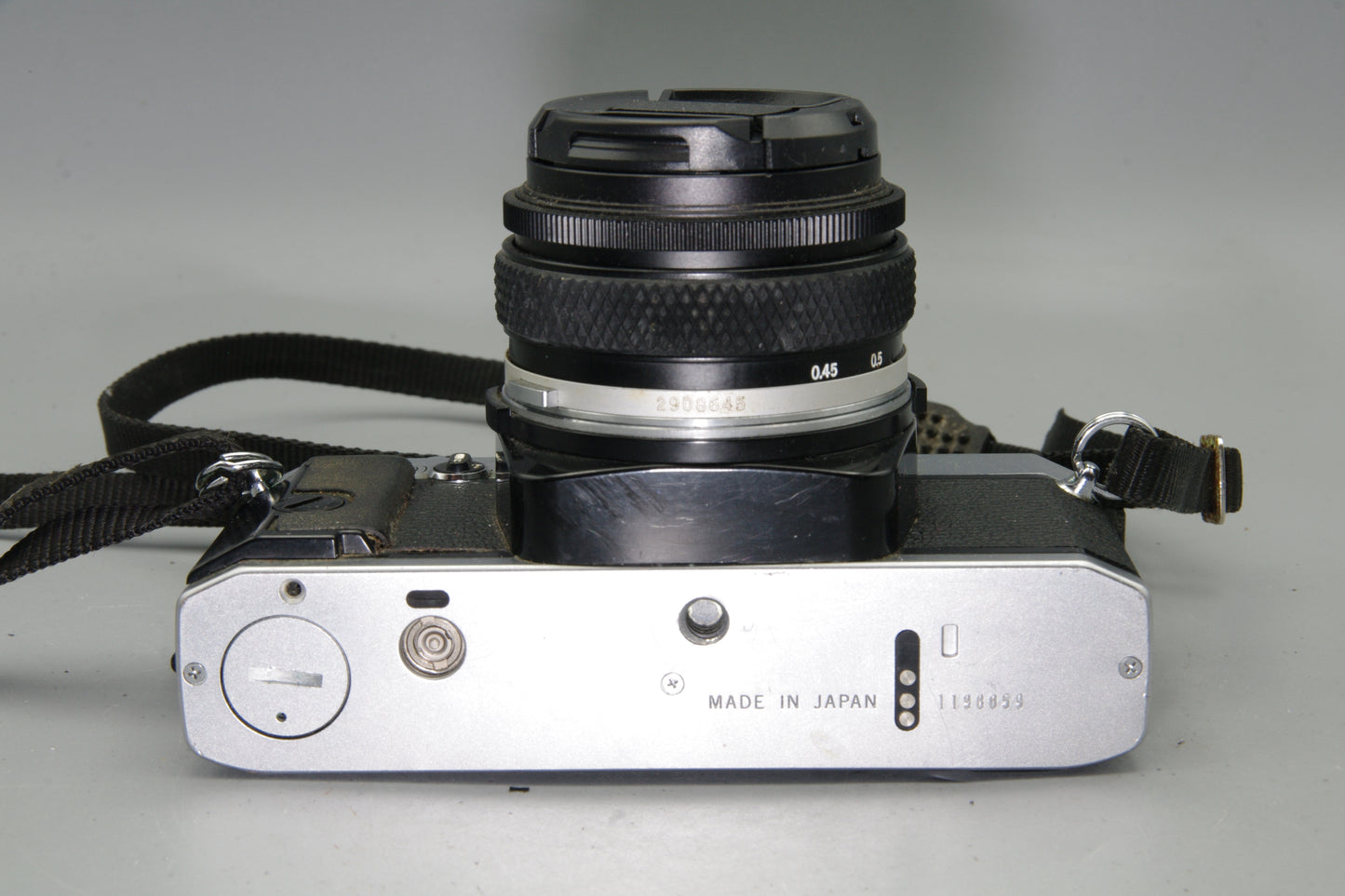 Olympus OM20 35mm SLR Camera + 50mm Lens – Manual Focus  – PLS Read