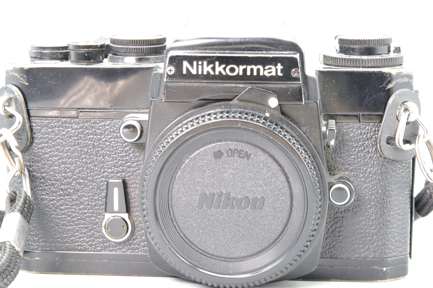 Nikon Nikkormat EL 35mm SLR – Shutter Working, Meter Fault, Prism Damage – Body