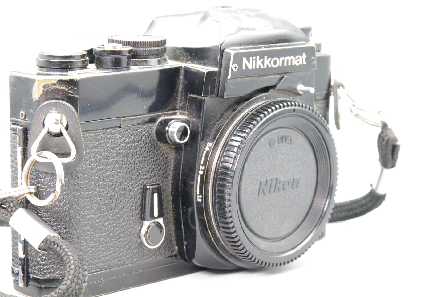 Nikon Nikkormat EL 35mm SLR – Shutter Working, Meter Fault, Prism Damage – Body
