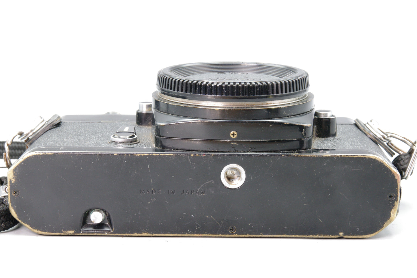 Nikon Nikkormat EL 35mm SLR – Shutter Working, Meter Fault, Prism Damage – Body