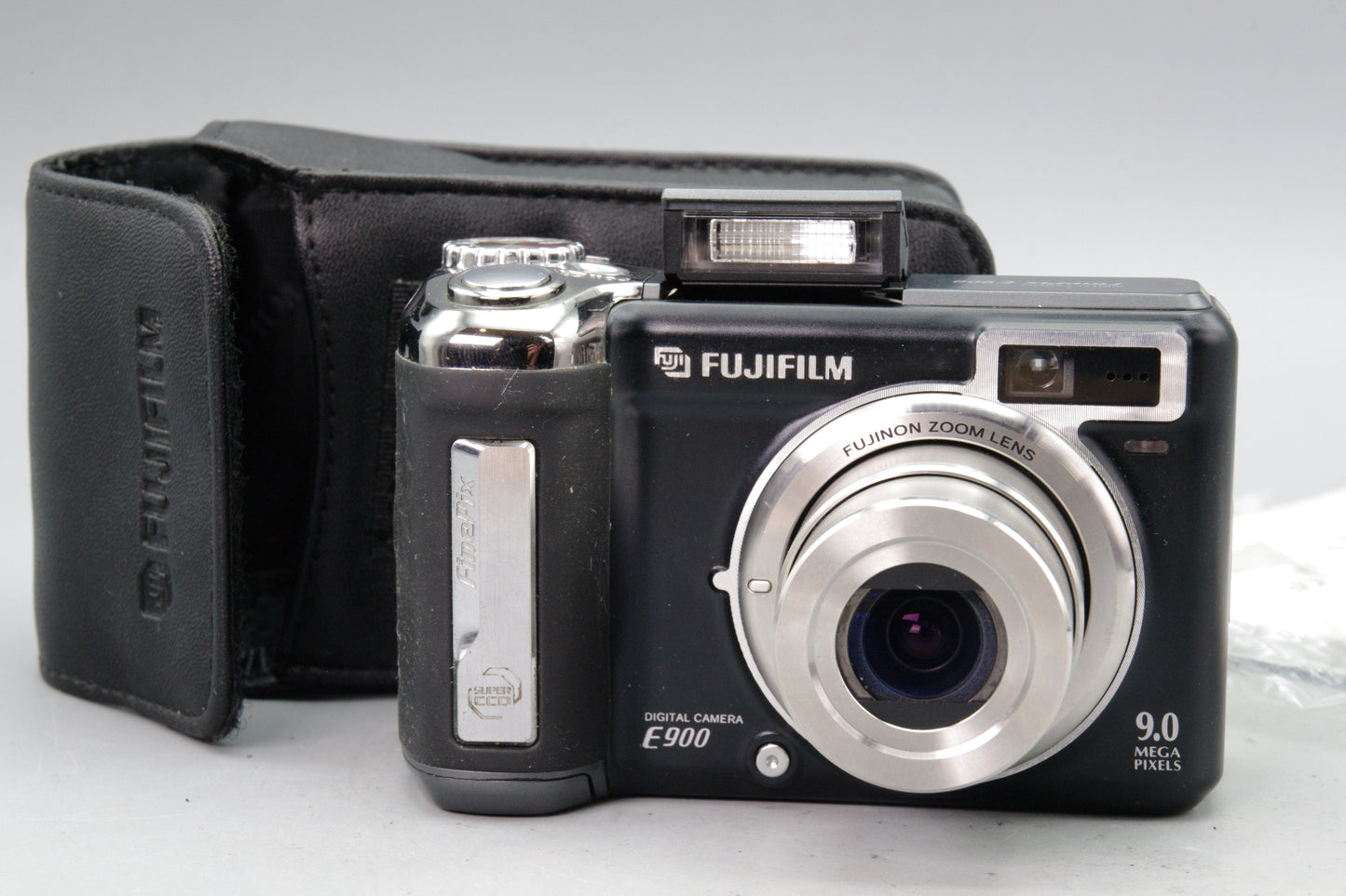 Fujifilm FinePix E900 Digital Camera – Case & Instructions – Tested – VGC