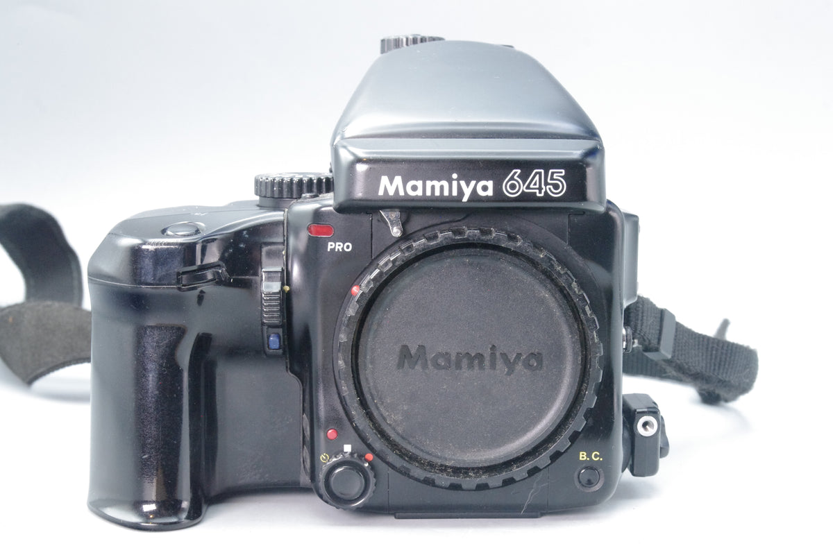 Mamiya M645 Pro with AE Prism Finder, WG402 Winder & 120 Back – Tested & Working