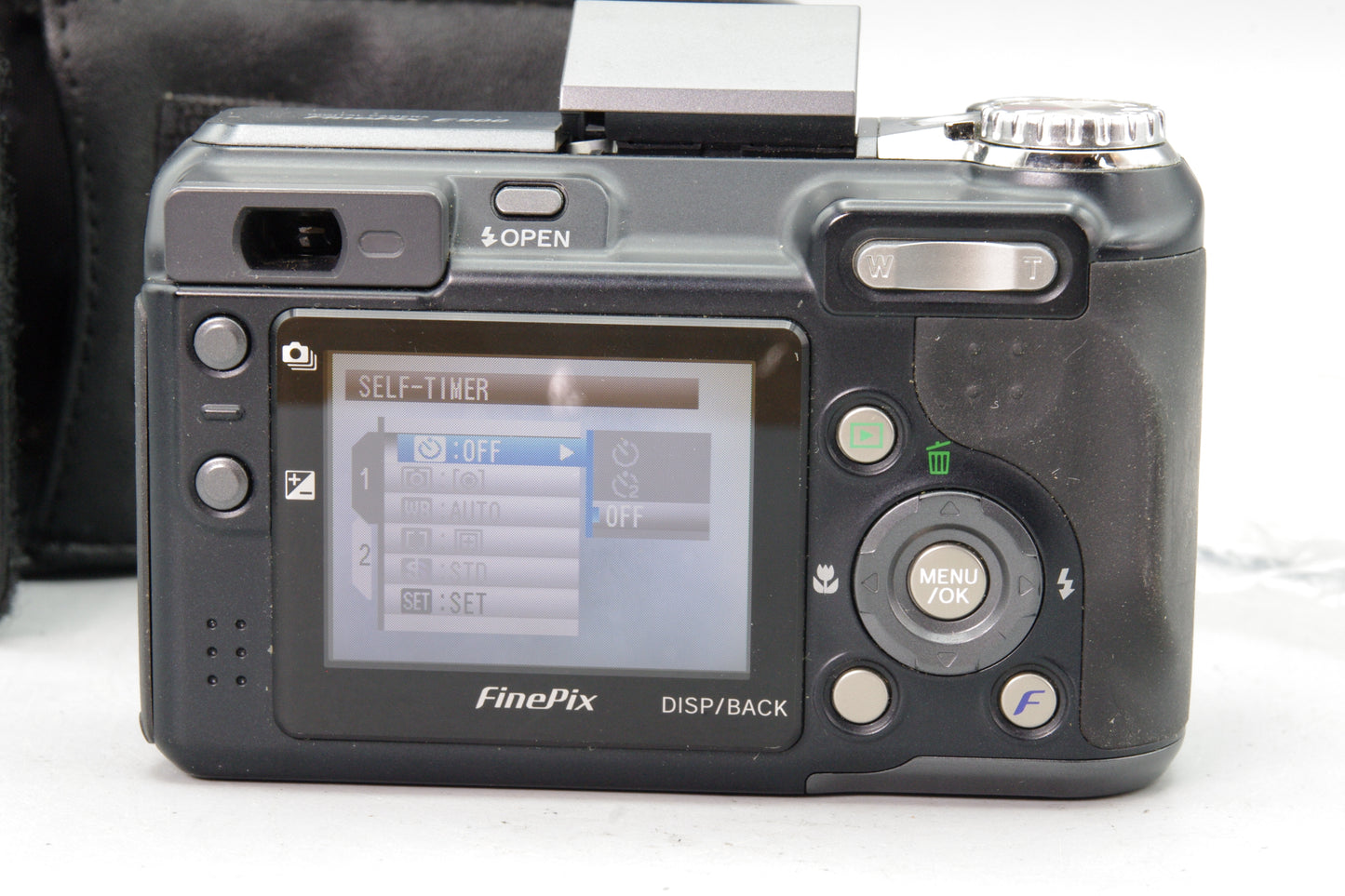 Fujifilm FinePix E900 Digital Camera – Case & Instructions – Tested – VGC