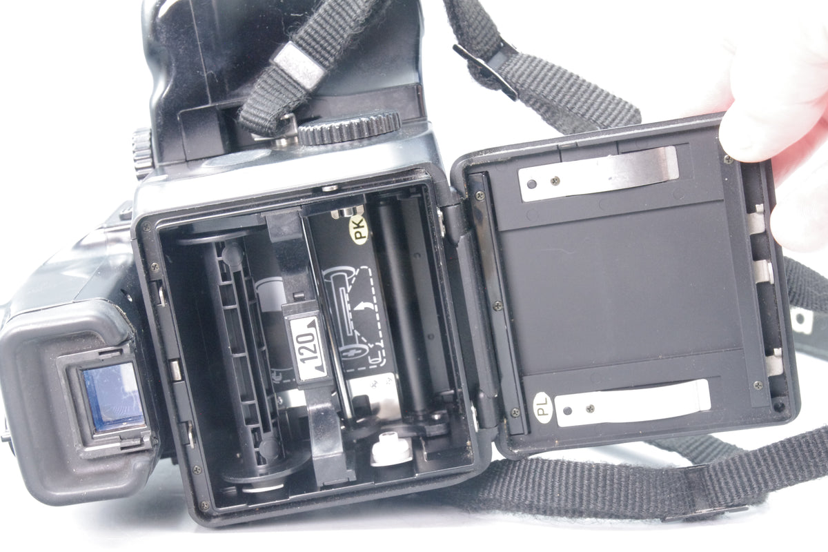 Mamiya M645 Pro with AE Prism Finder, WG402 Winder & 120 Back – Tested & Working