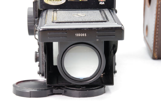 Yashica-Mat 124G TLR with 80mm F/3.5 Lens and Case - Excellent