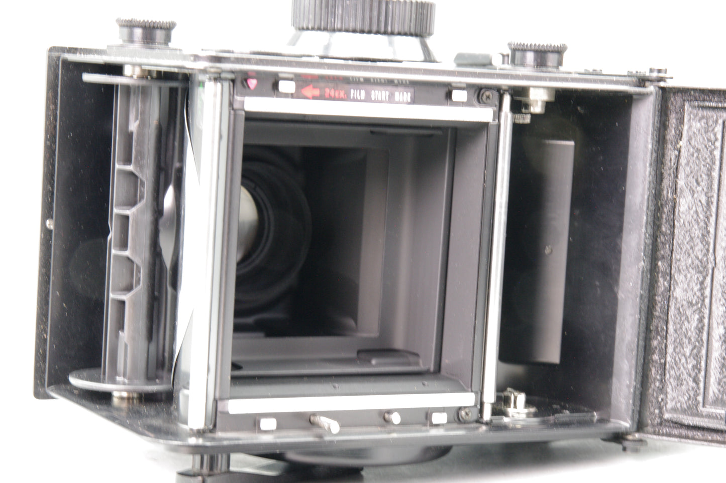 Yashica-Mat 124G TLR with 80mm F/3.5 Lens and Case - Excellent