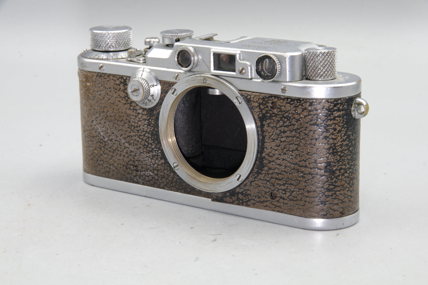 Leica III 35mm Rangefinder Camera Body 1935 Serial 162535 - Speed issue.