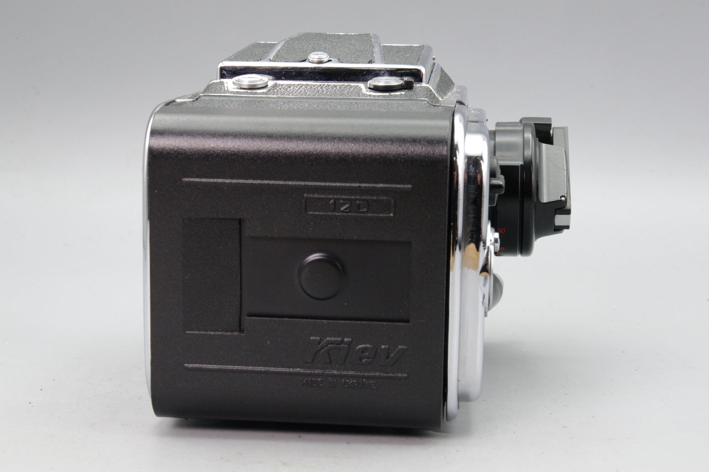 Kiev 88CM Medium Format Body with 120 Back – Tested – Excellent Condition