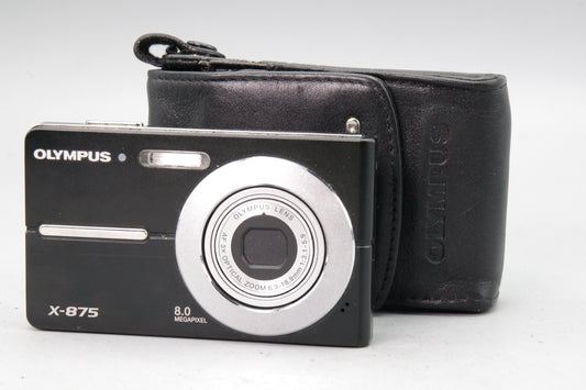 Olympus X‑875 Digital Compact Camera – Case & Battery – Tested – Very Good
