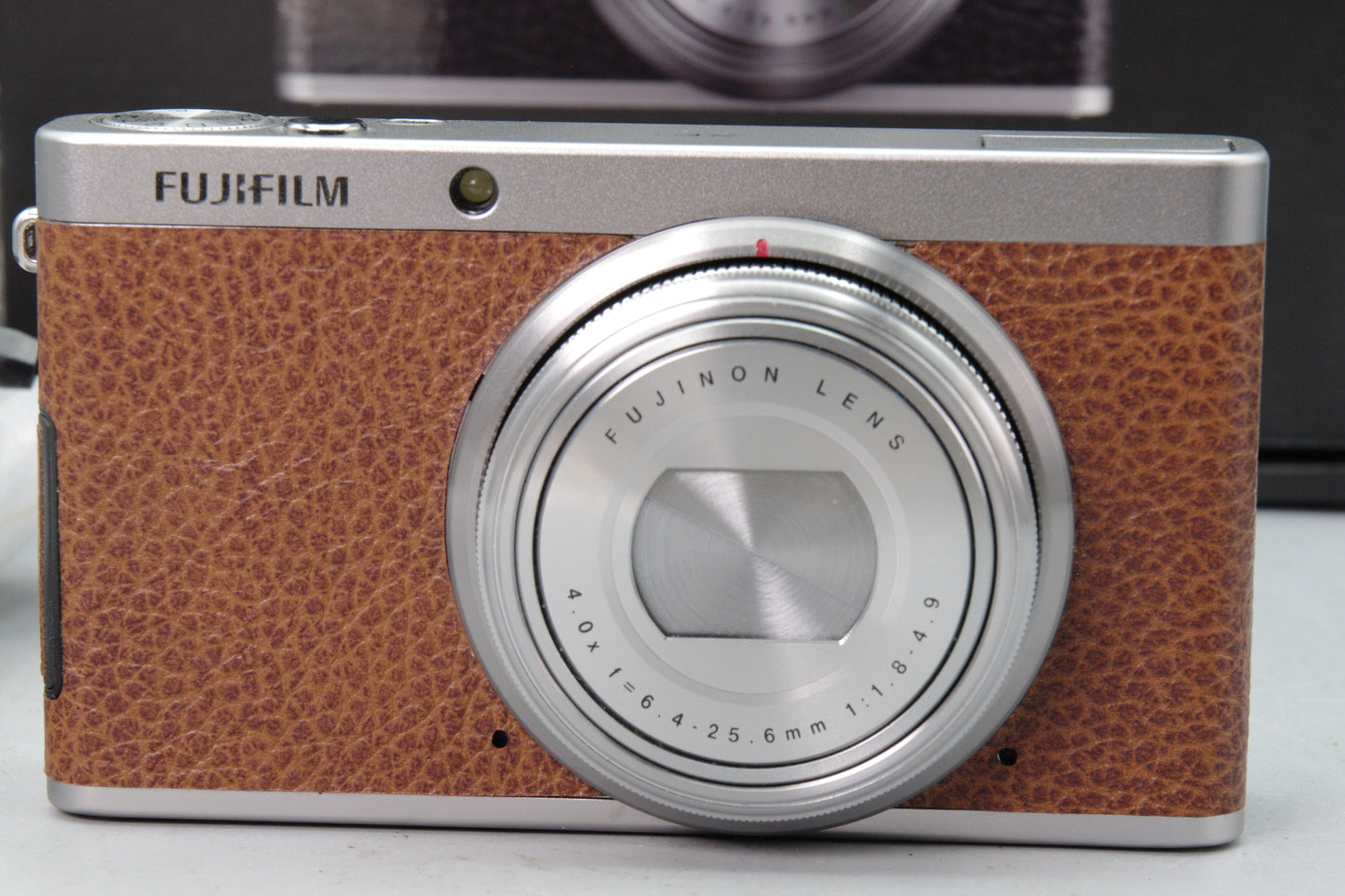 Fujifilm XF1 12MP Digital Camera – Boxed – Tested – Excellent