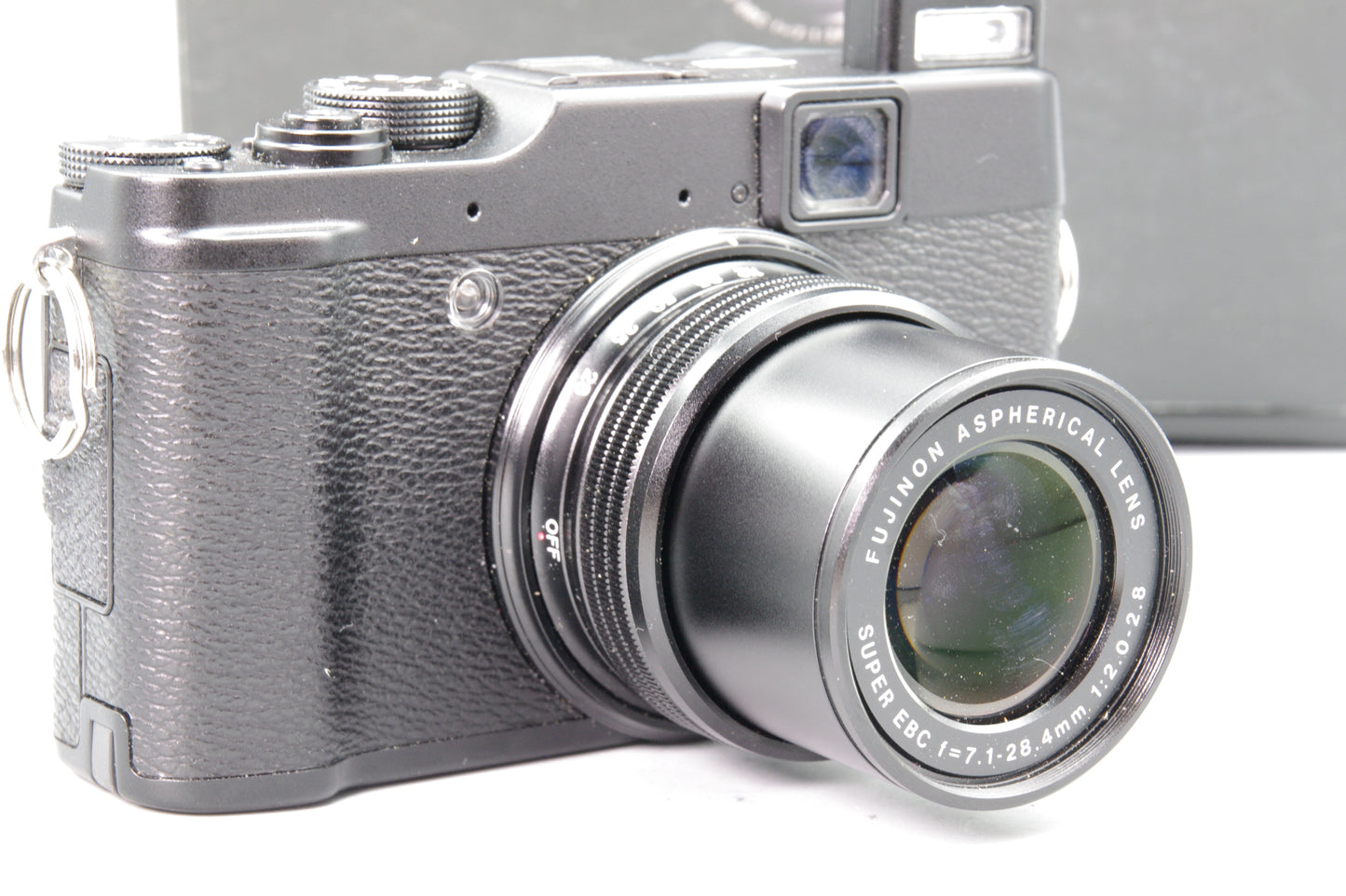 Fujifilm X10 12MP Digital Camera – Boxed – Full Kit – Very Good